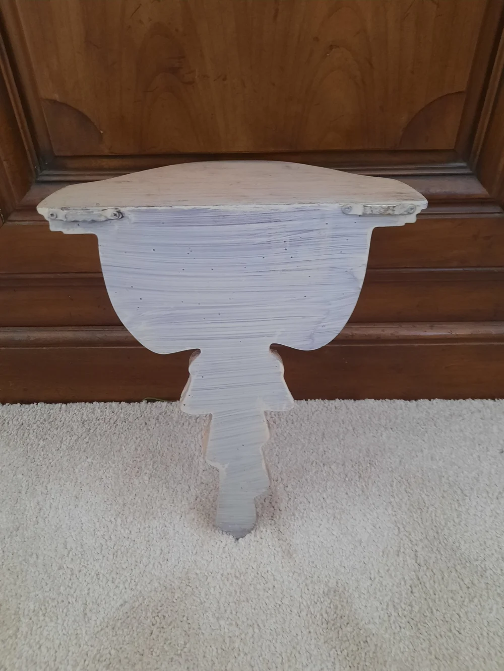 Decorative Resin Draped Fabric Wall Sconce Shelf in Distressed White